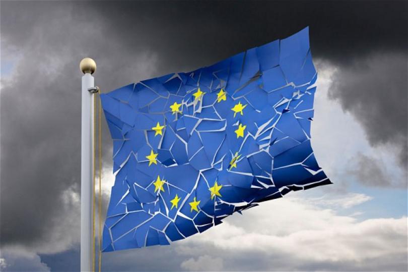 دول أوروبية هددت وحدة منطقة اليورو